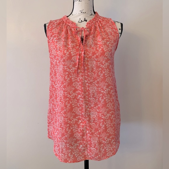 LOFT Outlet sleeveless top - Picture 1 of 7